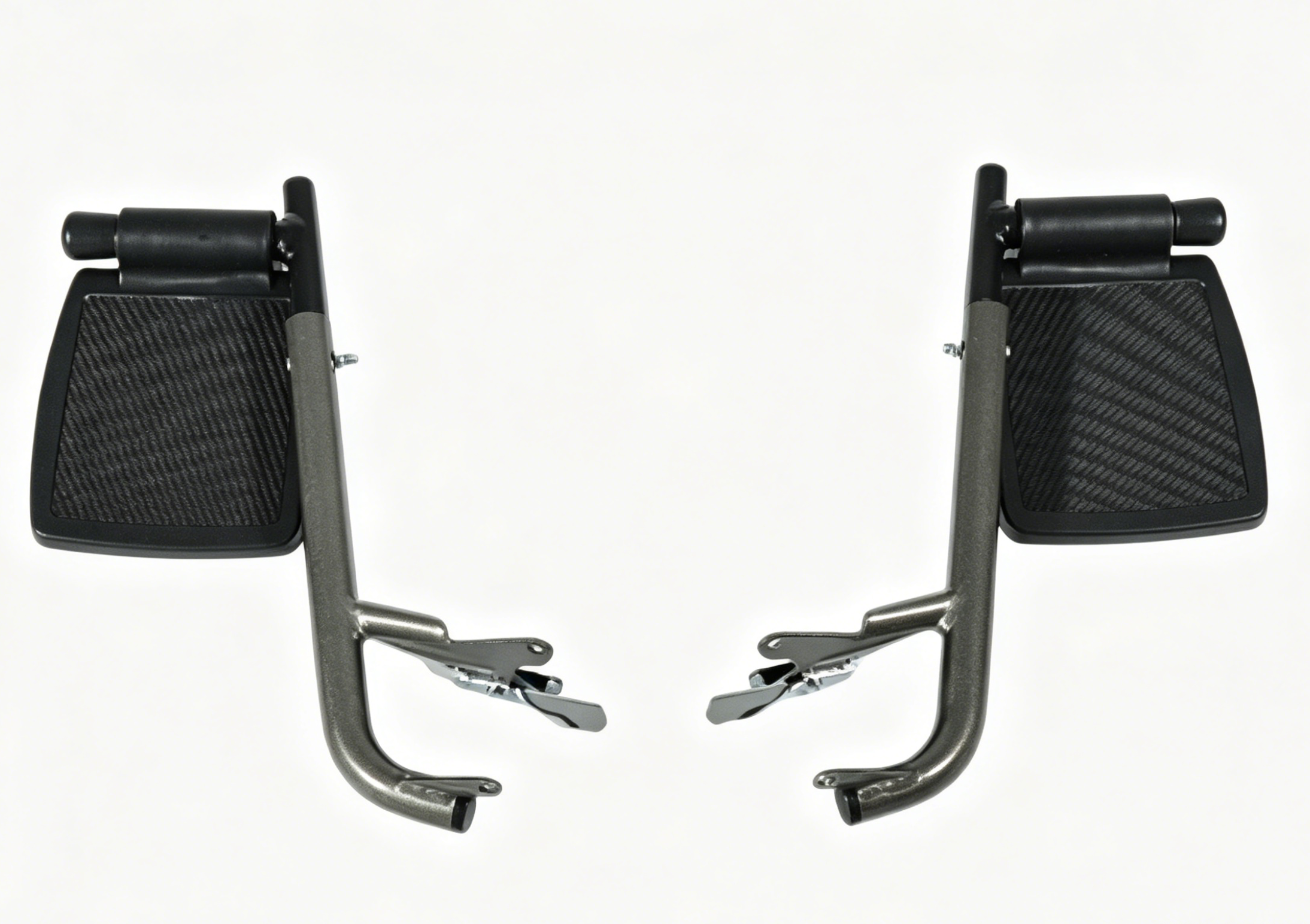 YS16-1 Plus Electric Wheelchair-A pair of footrests